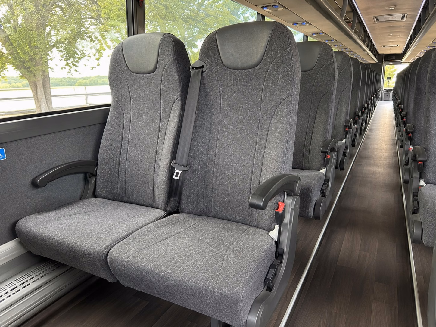 bus type shapes charter bus prices in puyallup washington