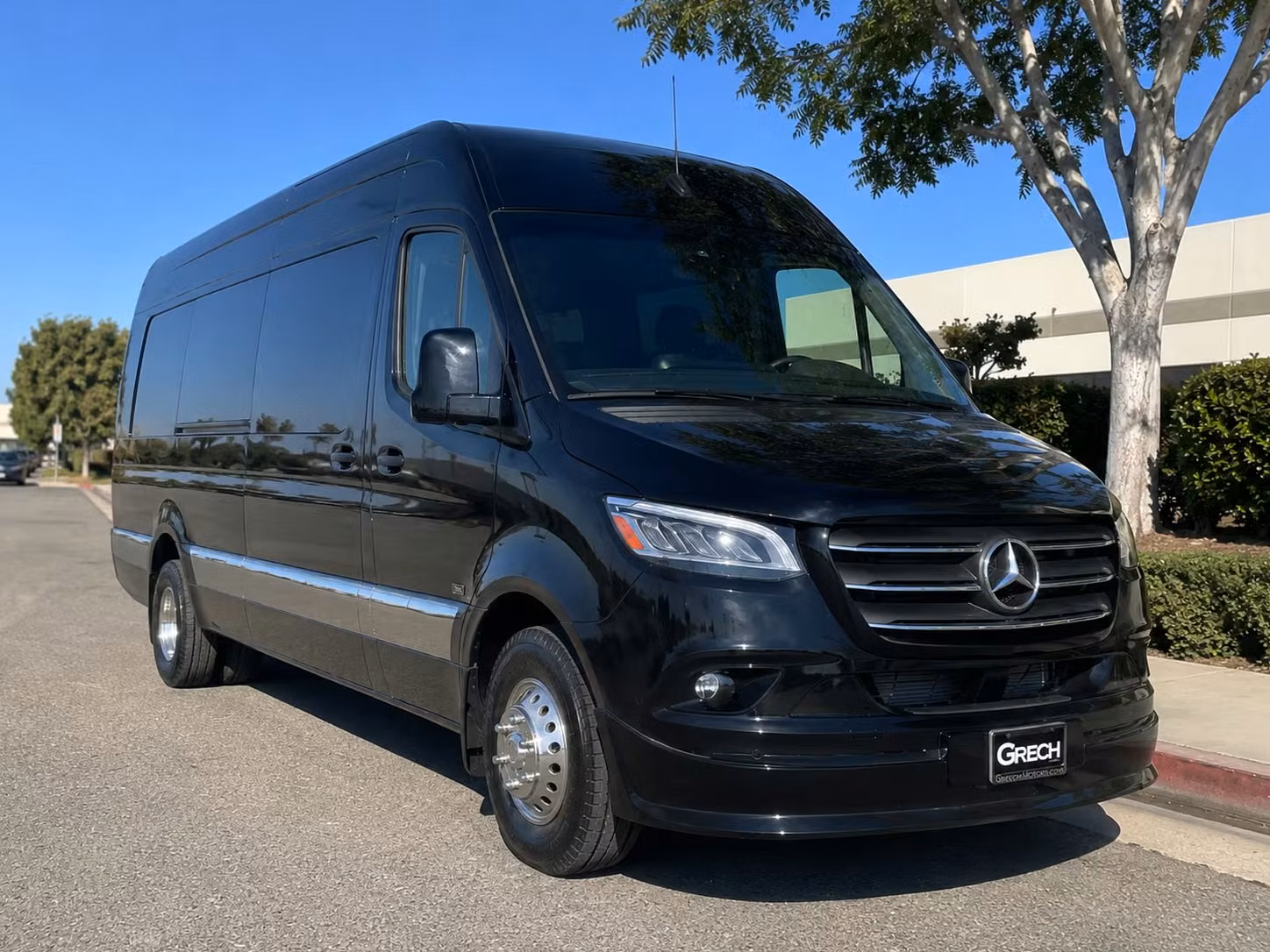 puyallup long distance bus rentals
