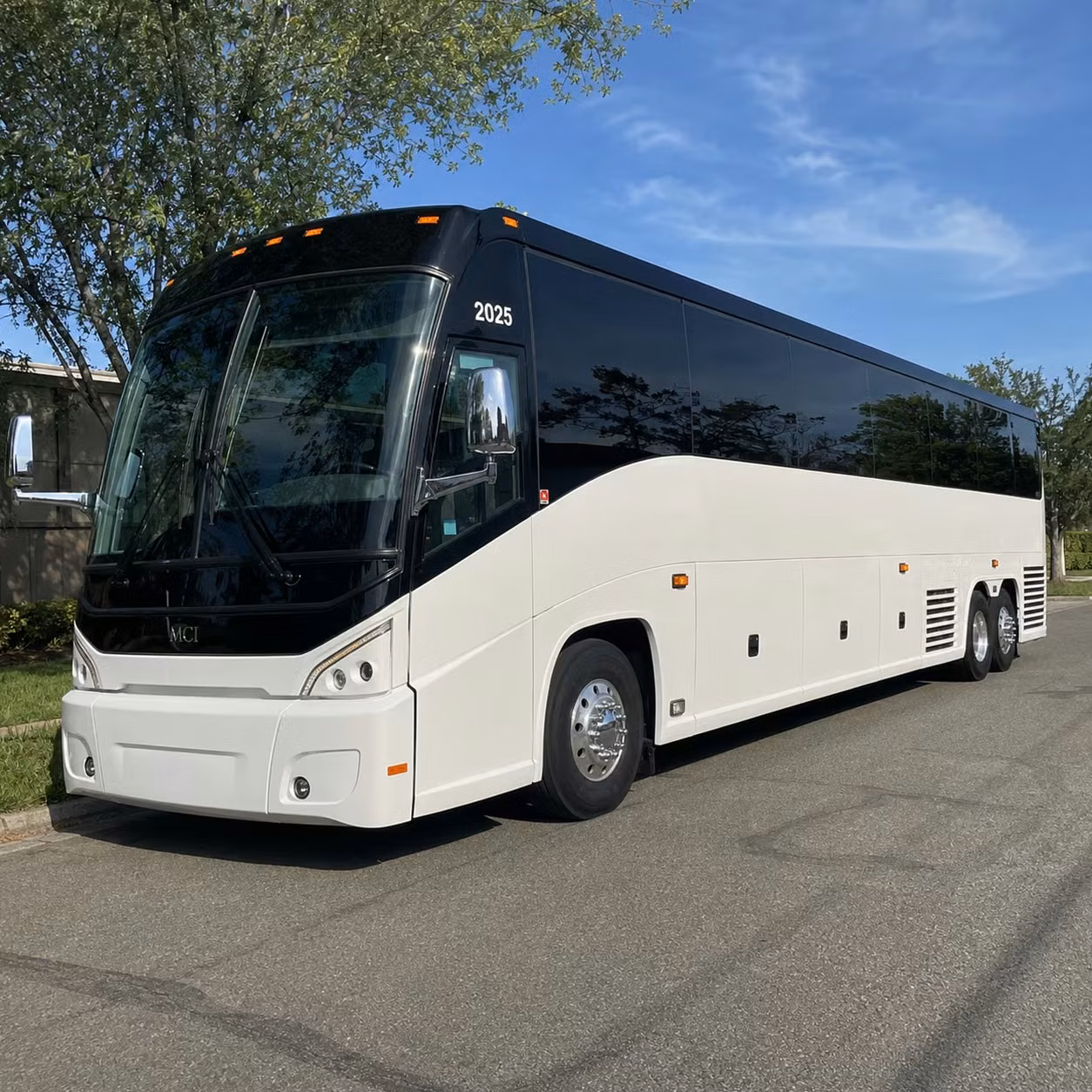 puyallup long distance charter bus rentals