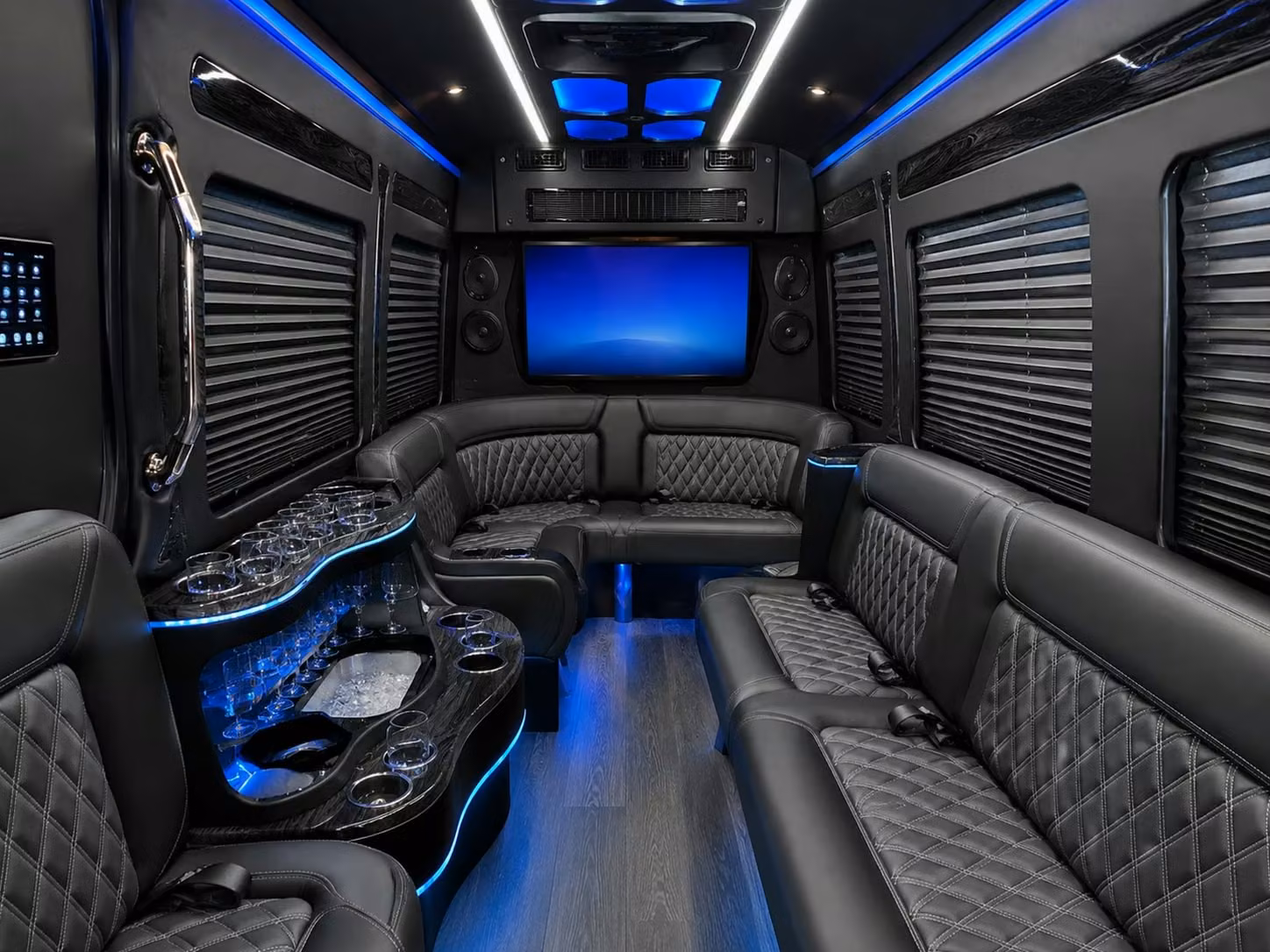puyallupcharter bus rental